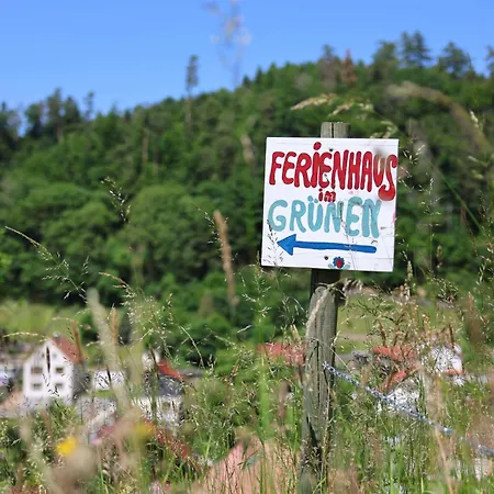 Haus Im Gruenen 度假居